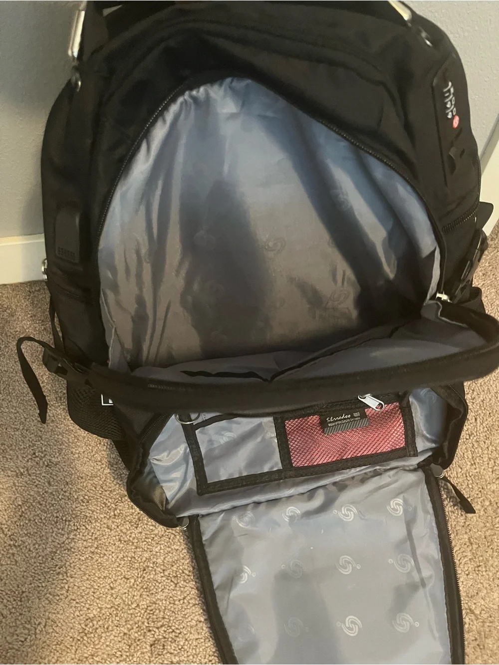 Shrradoo Extra Large Travel Laptop Backpack